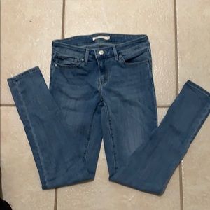 Levi’s 711 Skinny